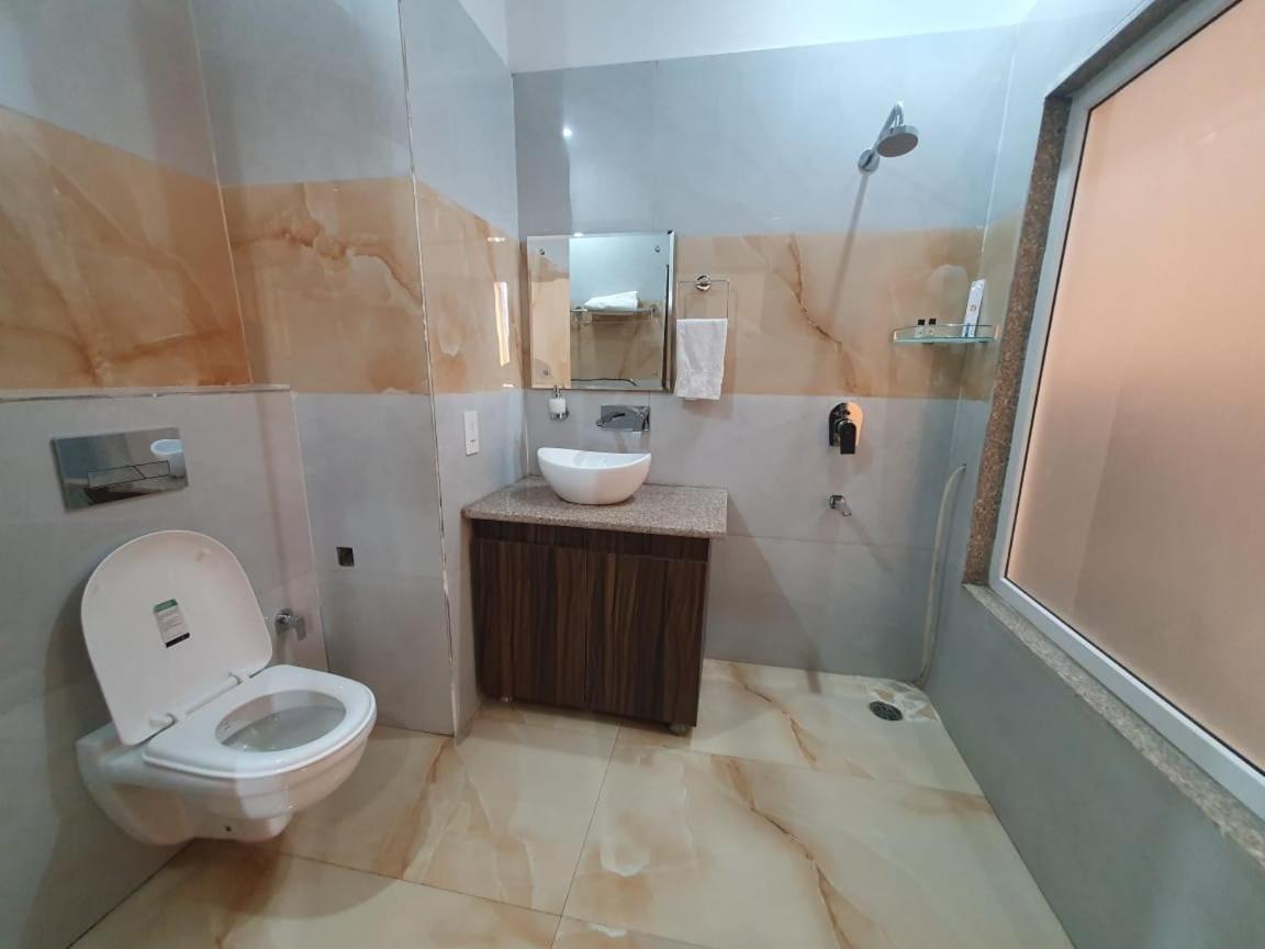Akash Hotel Managed By Jk Hotels & Resorts Kathua Esterno foto