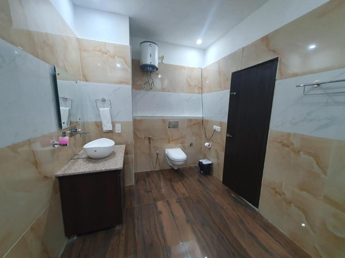 Akash Hotel Managed By Jk Hotels & Resorts Kathua Esterno foto